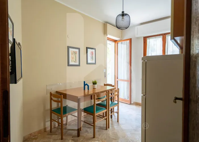 Homiday - Via Michetti Daire Pineto